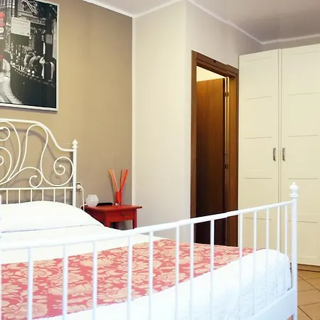Alexander Rooms Tirano Quarto foto